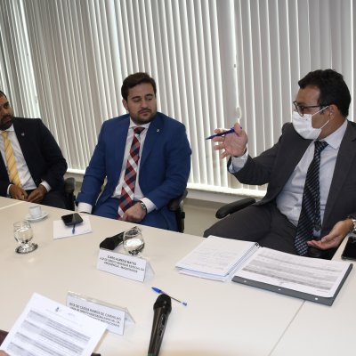 [Diretoria da OAB da Bahia e presidentes de subseções apresentam demandas da advocacia baiana ao TJ-BA]