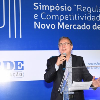 [Simpósio discute futuro do mercado de gás no Brasil]