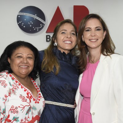 [Daniela Borges é empossada primeira presidente mulher no ano em que OAB-BA completa 90 anos]
